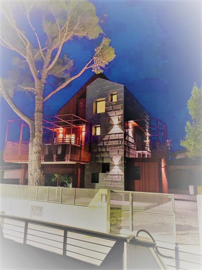 Villa Cisa Con Yacuzzi Lignano Sabbiadoro Exteriör bild