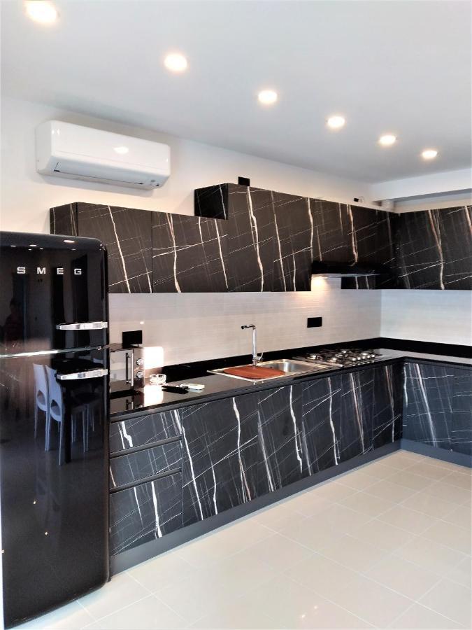 Villa Cisa Con Yacuzzi Lignano Sabbiadoro Exteriör bild