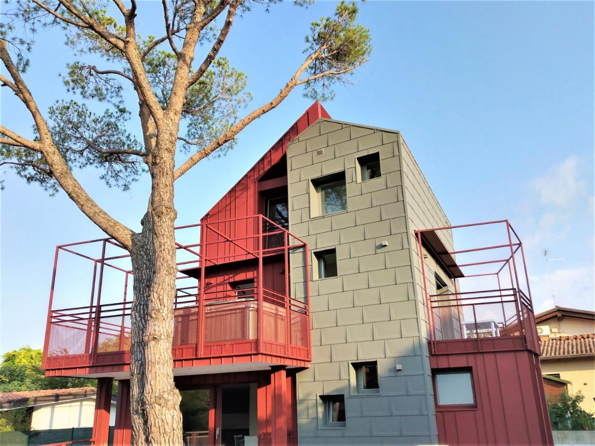 Villa Cisa Con Yacuzzi Lignano Sabbiadoro Exteriör bild